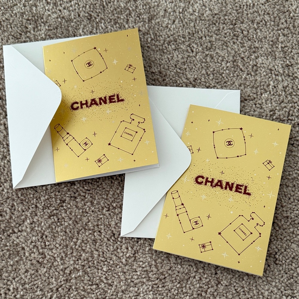 CHANEL Gold and White Cards (set of 2)